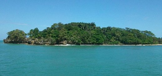 Isla Uvita Scuba Diving